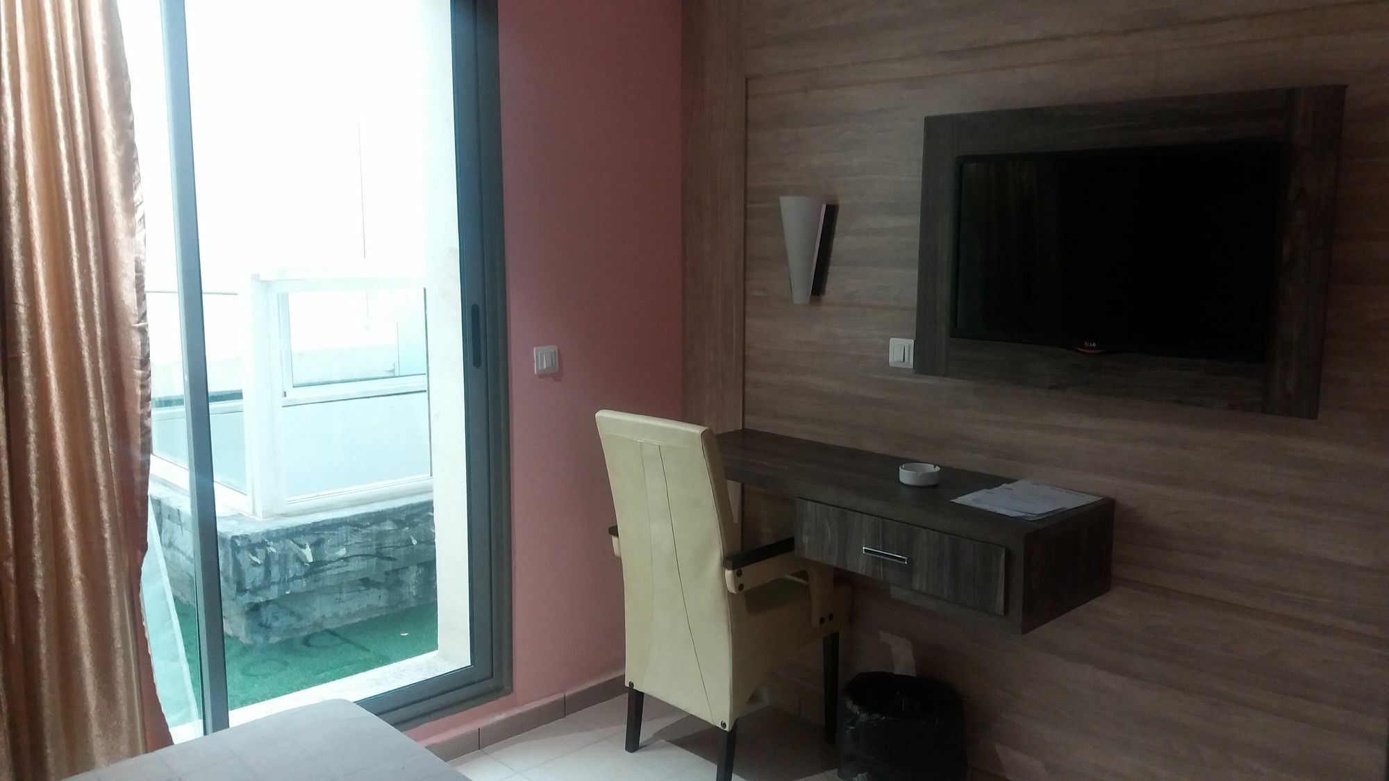 Hotel Matous
