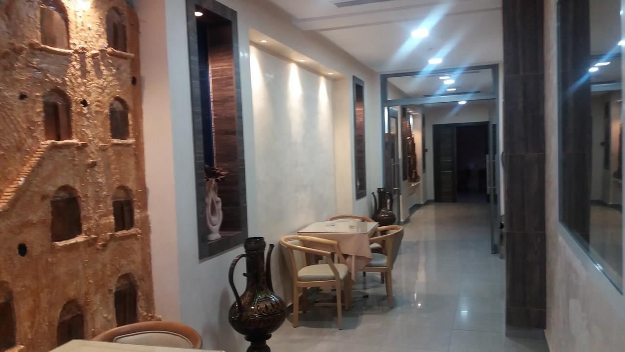 Hotel Matous